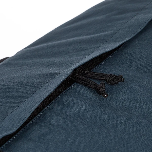 Auslauf ⭐ FRILUFTS LIRA UR - Reisetasche Legion Blue/ Black ⭐ 4 Auslauf ⭐ FRILUFTS LIRA UR - Reisetasche Legion Blue/ Black ⭐ – Bild 4